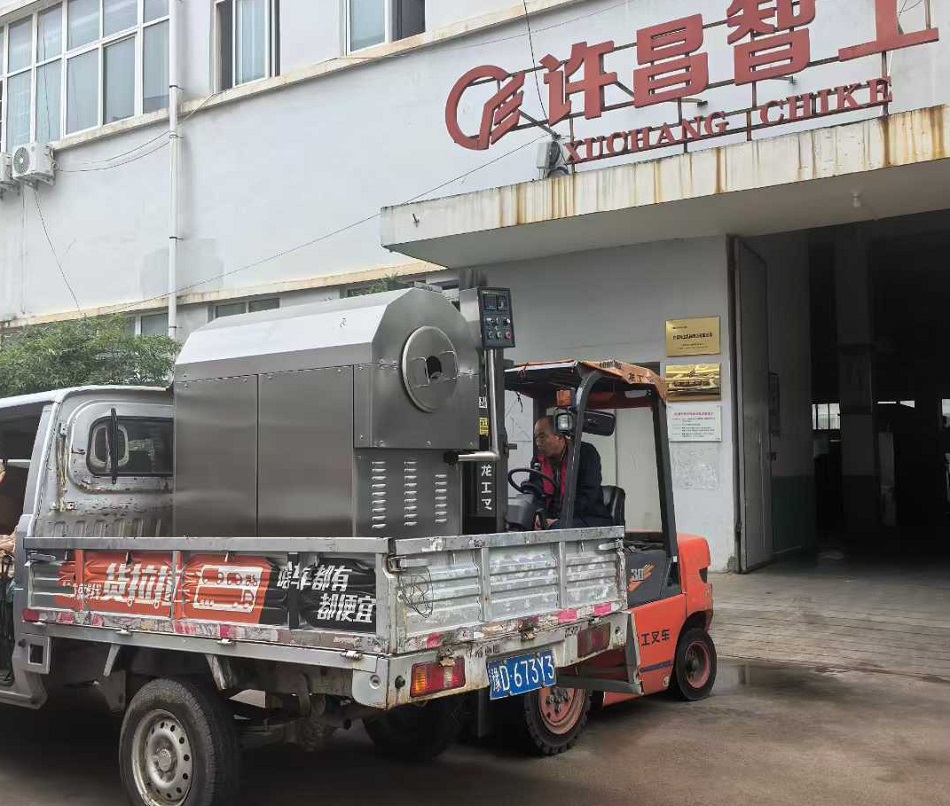 炒貨旺季已到許昌智工多種型號電磁炒貨機發貨不斷